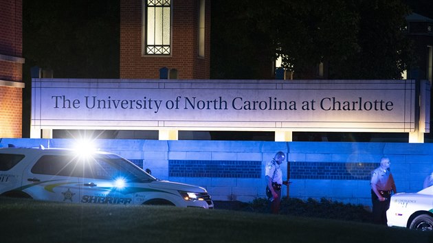 Stelec na univerzit v Severn Karoln zabil dva lidi.