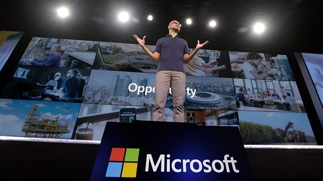 éf Microsoftu Satya Nadella na konferenci Build 2019.