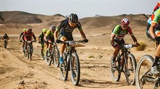 Český biker Filip Adel během čtvrté etapy závodu Garmin Titan Desert. Český biker Filip Adel během čtvrté etapy závodu Garmin Titan Desert.