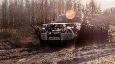 Nový Land Rover Defender najel ve finálních testech už 1,2 milionu kilometrů Nový Land Rover Defender najel ve finálních testech už 1,2 milionu kilometrů