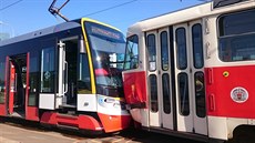 Při dnešní nehodě dvou tramvají na Libeňském mostě v Praze se lehce zranila... Při dnešní nehodě dvou tramvají na Libeňském mostě v Praze se lehce zranila...