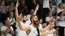 Radost děčínského kapitána Jakuba Krakoviče a jeho spoluhráčů Radost děčínského kapitána Jakuba Krakoviče a jeho spoluhráčů