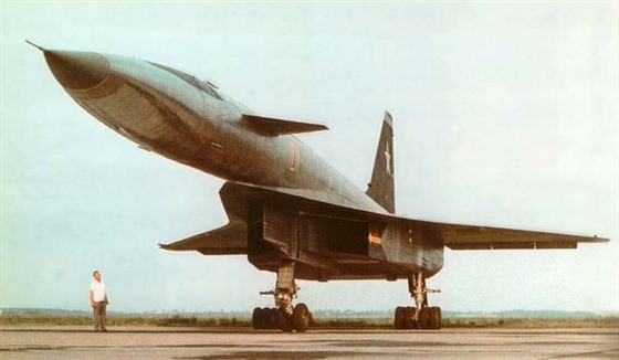 Suchoj T-4