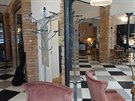 V elegantní stylovou kavárnu LOVO Café se proměnila bývalá zakouřená hospoda v...