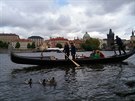 Ochutnávka středečního programu na Vltavě proběhla v okolí Hergertovy cihelny. Ochutnávka středečního programu na Vltavě proběhla v okolí Hergertovy cihelny.