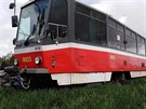 Od dnešního dopoledne je v Čestlicích dálnice tramvaj T6A5. Od dnešního dopoledne je v Čestlicích dálnice tramvaj T6A5.