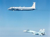 Ruské letouny Il-22 a Su-27 zachycené britskými stíhači nad Baltem 14. května... Ruské letouny Il-22 a Su-27 zachycené britskými stíhači nad Baltem 14. května...