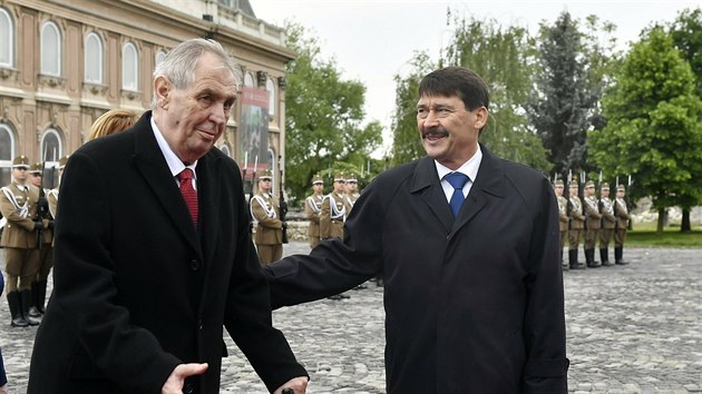 esk prezident Milo Zeman navtvil v Budapeti maarskho prezidenta Jnose dera. (15. kvtna 2019)