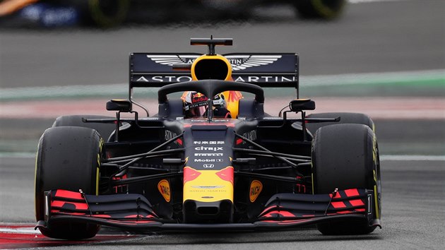 Pilot stje Red Bull Max Verstappen v kvalifikaci na Velkou cenu panlska