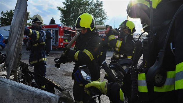 Dv jednotky hasi zasahovaly 18. kvtna 2019 v 18. hodin v ulici Pod Tborem u poru nkladnho automobilu. Hasii nasadili dva proudy vody a dostali por pod kontrolu pt minut po pjezdu.