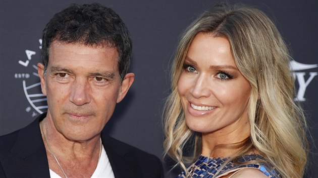Antonio Banderas a Nicole Kimpelov (Cannes, 16. kvtna 2019)