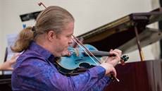 Patronem festivalu ve Znojmě je houslový virtuóz Pavel Šporcl. Každoročně na... Patronem festivalu ve Znojmě je houslový virtuóz Pavel Šporcl. Každoročně na...