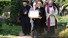 Stovky vzorků z tkání vězňů, které nacisté zavraždili ve věznici v berlínské... Stovky vzorků z tkání vězňů, které nacisté zavraždili ve věznici v berlínské...