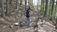 Vedoucí archeologického oddělení Muzea Vysočiny David Zimola u Rantířova, na... Vedoucí archeologického oddělení Muzea Vysočiny David Zimola u Rantířova, na...