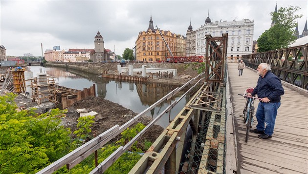 Pohled na místo v olomoucké Komenského ulici, kde kvli budování...