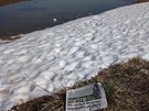 Foto s deníkem Metro až ze vzdálených Dolomit s jezerem Lago di Garda. Foto je pořízeno minulý týden, tzn. jarní foto i se zbytkem krásného bílého sněhu a zároveň i s jarními kytičkami. Foto s deníkem Metro až ze vzdálených Dolomit s jezerem Lago di Garda. Foto je pořízeno minulý týden, tzn. jarní foto i se zbytkem krásného bílého sněhu a zároveň i s jarními kytičkami.