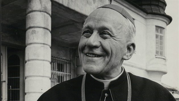 Smutné výročí, kardinál Josef Beran zemřel před padesáti lety. Snímek je z... Smutné výročí, kardinál Josef Beran zemřel před padesáti lety. Snímek je z...