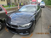 Muž ukradl v Německu BMW a ujížděl s ním do České republiky. Policisté ho... Muž ukradl v Německu BMW a ujížděl s ním do České republiky. Policisté ho...