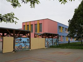 Základní škola Za Chlumem Bílina, kde se odehrál incident mezi dvanáctiletou...