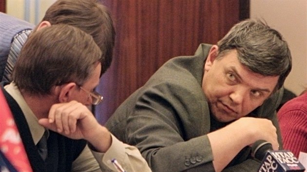 Jednm z autor textu, kter v denku Kommersant spustil vlnu vpovd, je uznvan komenttor Ivan Safronov (vpravo).