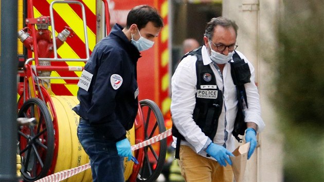 Policist pobl msta vbuchu ve francouzskm Lyonu. (24. kvtna 2019)