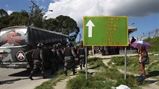 Při násilnostech ve věznici v brazilském státě Amazonas zemřelo 15 trestanců... Při násilnostech ve věznici v brazilském státě Amazonas zemřelo 15 trestanců...