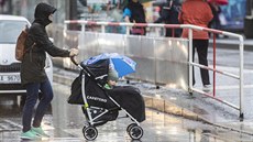Prahu zasáhl silný déšť. (20. května 2019) Prahu zasáhl silný déšť. (20. května 2019)