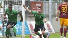 Radek Voltr z Příbrami se raduje ze vstřeleného gólu v zápase proti Dukle. Radek Voltr z Příbrami se raduje ze vstřeleného gólu v zápase proti Dukle.