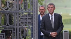 Premiér Andrej Babiš se sešel s prezidentem Milošem Zemanem v Lánech. (20.... Premiér Andrej Babiš se sešel s prezidentem Milošem Zemanem v Lánech. (20....