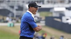 Brooks Koepka slaví obhajobu titulu na PGA Championship. Brooks Koepka slaví obhajobu titulu na PGA Championship.