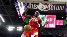 Pascal Siakam z Toronta zasmečoval proti Milwaukee. Pascal Siakam z Toronta zasmečoval proti Milwaukee.