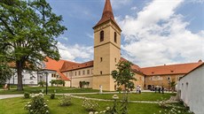 Minorité zřídili konventní a zelinářskou zahradu nedlouho po založení kláštera... Minorité zřídili konventní a zelinářskou zahradu nedlouho po založení kláštera...