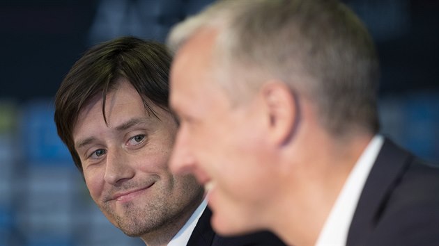 Sparťanský sportovní ředitel a klubová legenda Tomáš Rosický na tiskovce... Sparťanský sportovní ředitel a klubová legenda Tomáš Rosický na tiskovce...