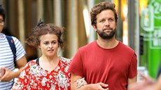 Helena Bonham Carterová s přítelem Ryem Dagem Holmboem (New York, 25. 5. 2019) Helena Bonham Carterová s přítelem Ryem Dagem Holmboem (New York, 25. 5. 2019)