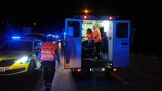 K vážné nehodě v noci na neděli vyjížděly čtyři posádky záchranné služby (9.... K vážné nehodě v noci na neděli vyjížděly čtyři posádky záchranné služby (9....