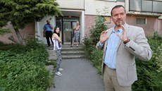 Na místo se přijel podívat i primátor Děčína Jaroslav Hrouda. (5. června 2019) Na místo se přijel podívat i primátor Děčína Jaroslav Hrouda. (5. června 2019)