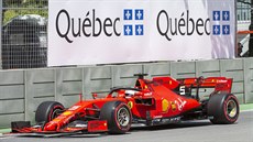 Sebastian Vettel v kvalifikaci Velké ceny Kanady formule 1 v Montrealu. Sebastian Vettel v kvalifikaci Velké ceny Kanady formule 1 v Montrealu.