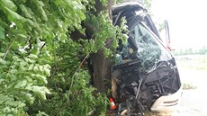 U Střílek havaroval autobus na lince Uherské Hradiště - Brno. Zranilo se osm... U Střílek havaroval autobus na lince Uherské Hradiště - Brno. Zranilo se osm...
