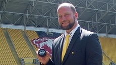 Generální ředitel litvínovského klubu Jiří Šlégr na stadionu Dynama Drážďany... Generální ředitel litvínovského klubu Jiří Šlégr na stadionu Dynama Drážďany...