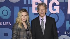 Michelle Pfeifferová a David E. Kelley (New York, 29. kvtna 2019)