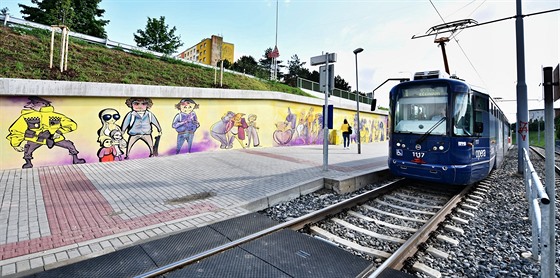 e vystídaly barvy. Zastávku Ondroukova v Brn-Bystrci zdobí graffiti, které...