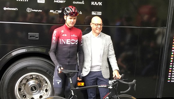 Chris Froome a éf týmu Ineos Dave Brailsford.