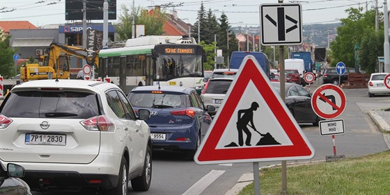 idie v Plzni potrápí dalí nová uzavírka. Kvli opravám tramvajové trati je...