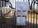 Výtahy v pražském metru často postihují poruchy.Ten na Skalce je již po několikáté letos mimo provoz.Takto byl označený i v zimě. Výtahy v pražském metru často postihují poruchy.Ten na Skalce je již po několikáté letos mimo provoz.Takto byl označený i v zimě.