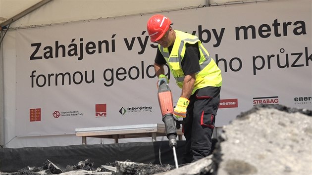 V hlavní roli stroje - začala stavba linky D pražského metra V hlavní roli stroje - začala stavba linky D pražského metra