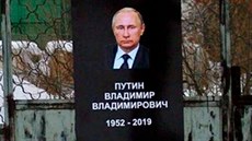 Náhrobek prezidenta Putina v městě Naberežnyje Čelny. Náhrobek prezidenta Putina v městě Naberežnyje Čelny.