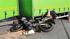 Nákladní auto vyjíždělo u Vodňan z vedlejší silnice a zřejmě nedalo přednost... Nákladní auto vyjíždělo u Vodňan z vedlejší silnice a zřejmě nedalo přednost...