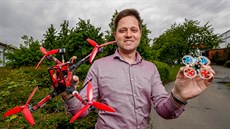 Podle Jana Mittnera se drony budou ím dál víc vyuívat ke zmapování porostu na...