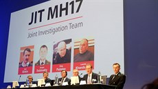 Mezinárodní skupina vyšetřovatelů informovala v nizozemském Nieuwegeinu o... Mezinárodní skupina vyšetřovatelů informovala v nizozemském Nieuwegeinu o...