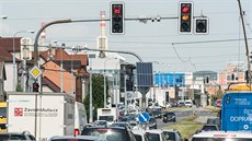 Kamery sledují provoz na křižovatce ve zlínské části Louky. Kamery sledují provoz na křižovatce ve zlínské části Louky.